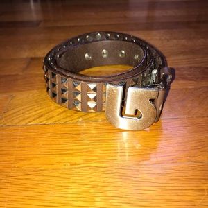 Burton snowboarding studded belt